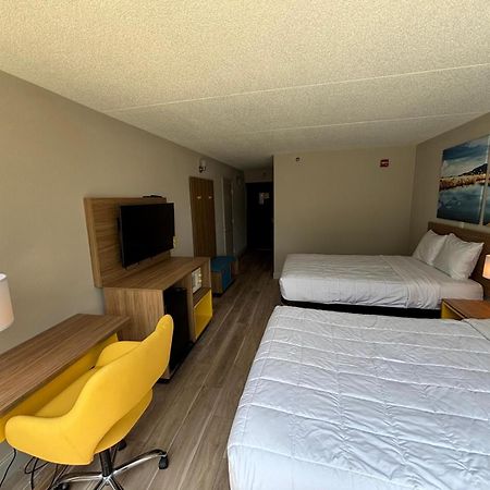 Days Hotel By Wyndham Williamsburg I-64 Eksteriør billede