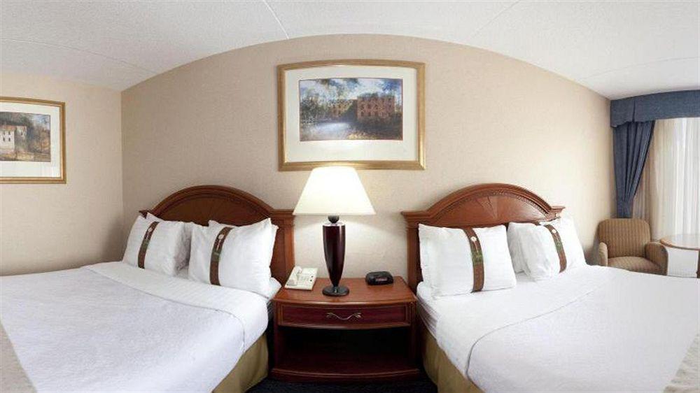 Days Hotel By Wyndham Williamsburg I-64 Eksteriør billede
